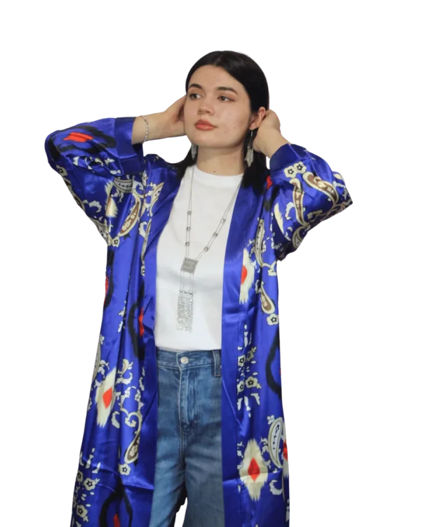 Abaya damska ANORA - Kobaltowy Ikat, jedwabna, ręcznie szyta, przód