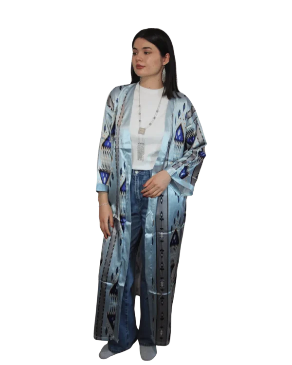 Abaya damska ANORA - Lodowy Ikat, jedwabna, widok z bliska