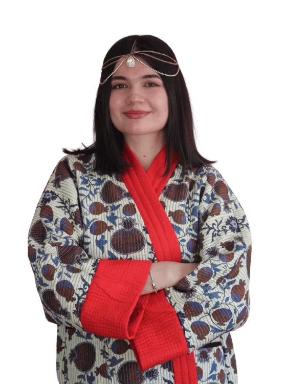 joma-maxi-brazowy-ikat-przod-1 Kurtka tadżycka / Tajik jacket - Joma Maxi Brązowy Ikat ANORA - ręcznie szyta kurtka kimono, kremowo-brązowy wzór ikat z motywem granatu